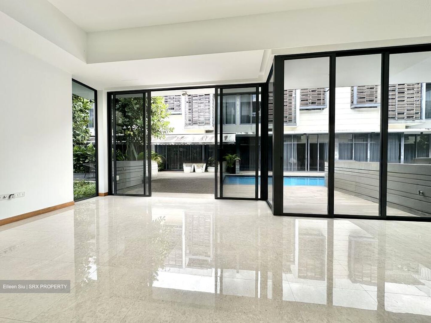 Sunrise Avenue (D28), Terrace #481993971